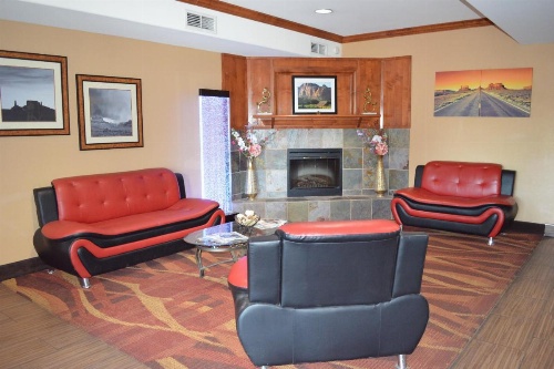 First Choice Inns at the Swell image 16