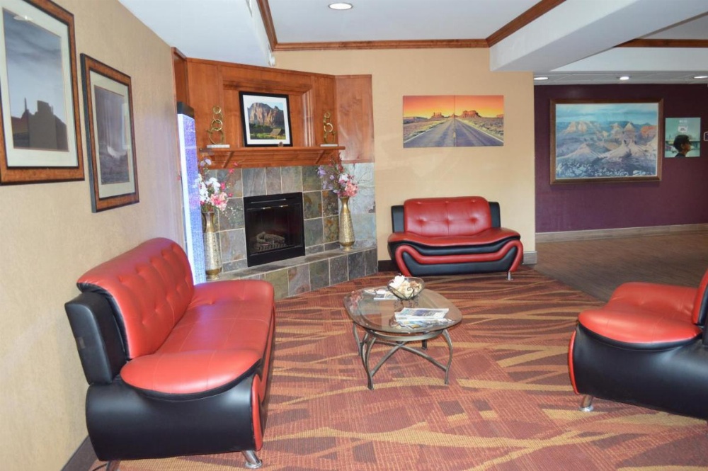 First Choice Inns at the Swell Image 17