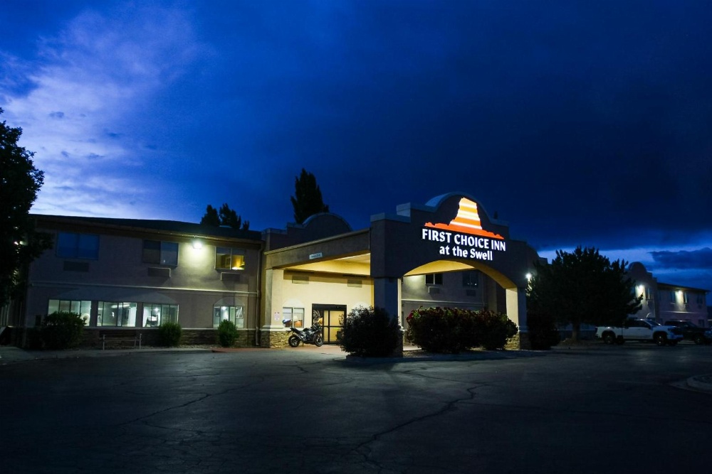 First Choice Inns at the Swell Main image