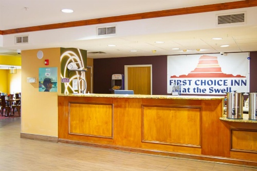 First Choice Inns at the Swell image 35